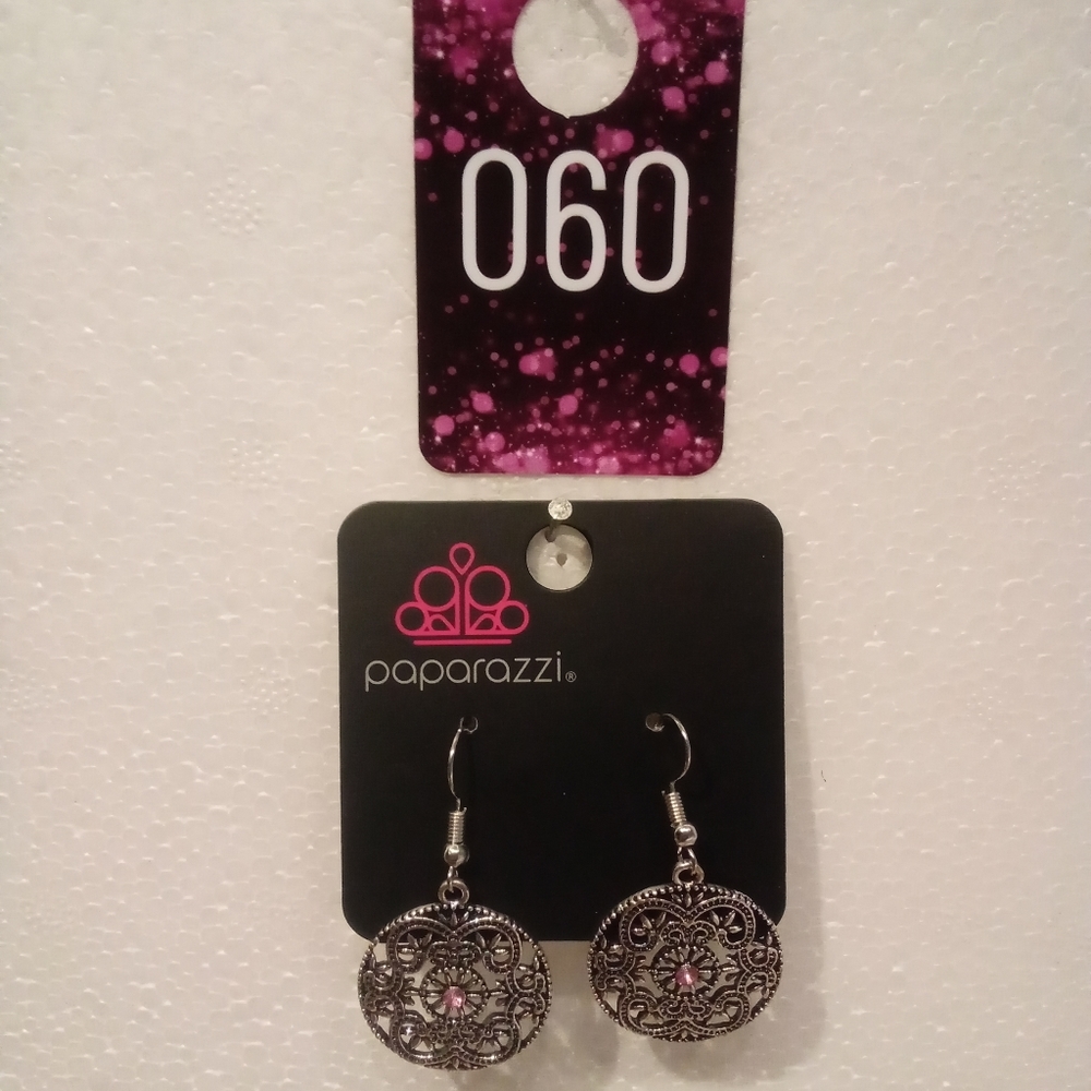 Jewelry - Picture 13 of 16